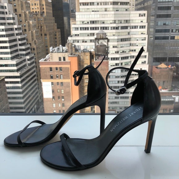 Stuart Weitzman black leather sandals in great condition - Picture 2 of 9